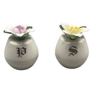 vintage floral salt & pepper shakers white pink yellow made in Japan 2.5" READ